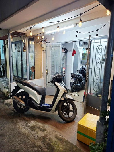 Cho Thuê Nhà nguyên căn Quận Tân Bình.2phòng 2 tolet 2máy lạnh.7tr8