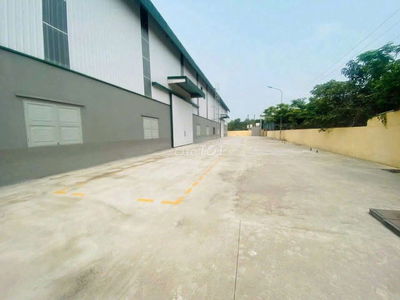 Cho thuê 1900m2 Xưởng Bến Cát ,Giá : 150tr ,PCCC tự động ,G.tờ đầy đủ