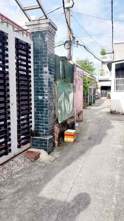 🍀2 tỏi  rưỡi 🍀MUỐN MUA NHÀ SHR NGAY GIÁP TRUNG TÂM TÂN PHÚ - TÂN BÌNH