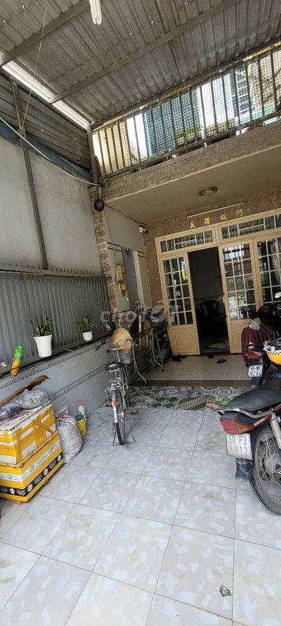 Nhà bình chánh