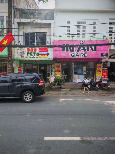 Nhà nguyên căn, mặt bằng
