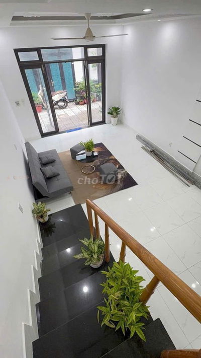 Bán nhà riêng 3PN tại Nguyễn Văn Bứa, HM, nội thất đầy đủ, giá 1,8tỷ