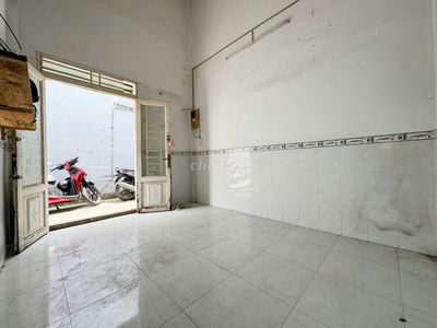 HẺM 466 ĐÚC LỬNG 30M2 PHÚ THỌ HOÀ