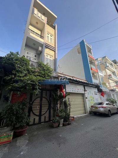 Bán nhà hẻm xe hơi 65m2 - Tân Phú - Hẻm 8M - 4 tấm, ngang 4M - Chỉ 8T