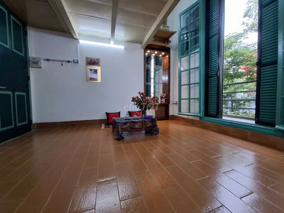 Chính chủ bán căn hộ trong biệt thự Pháp cổ  83 Nguyễn Thái Học,BaĐình