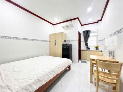 Cho Thuê Studio 20m2 Cửa Sổ Thang Máy Nhà Xe Sạch Sẽ Ngay ĐH Hoa Sen
