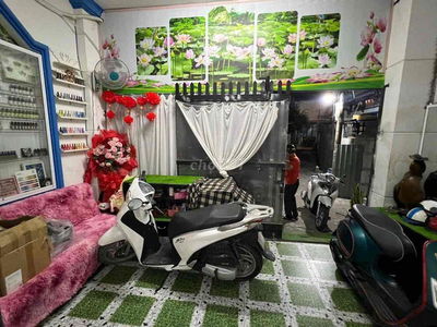 Thơm 4.5 tỷ nhà hẻm ba gác 96m2, 3pn, 2wc, nhà còn mới.