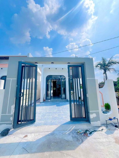 cần bân gấp căn nhà cấp 4 hiện đại gần KCN Cầu Tràm giá 1tỷ100tr.