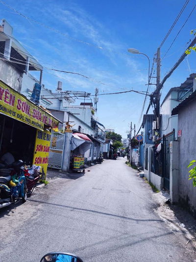 Bán Đất Tặng Nhà Dương Quảng Hàm - Hẻm Xe Tải Thông - 50M² 2Tầng