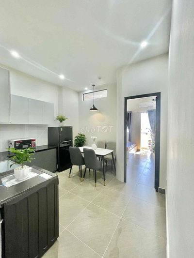 🏡 1pn Tách Bếp, Khu Dân Trí Cao, Cửa Sổ, Ban Công, Full Nội Thất