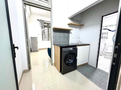 CHO THUÊ CĂN HỘ 1PN TÁCH BẾP MÁY GIẶT RIÊNG GẦN VÒNG XOAY DÂN CHỦ