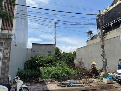 BÁN LÔ 1/ ĐƯỜNG LÊ VĂN VIỆT Q9