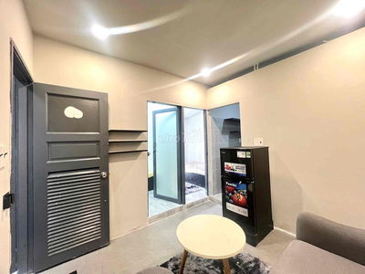 Cho Thuê Căn Hộ 2PN Balcon Full NT Thoáng Mát 4ng3xe Ngay VX Dân Chủ