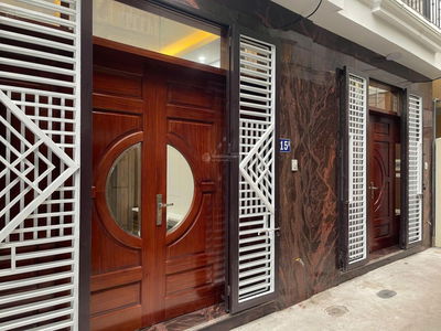 Chính chủ cần bán nhà 2 ngõ tại đường Xuân La, diện tích 31m, DTSD 155M, chỉ 8.5 tỷ, LH 0948 689 ***