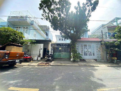Bán nhà phường các lái vị trí đẹp pháp lý rõ ràng an ninh đông đúc