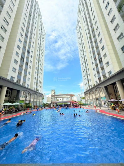 Cần bán căn 62m2 2PN 2WC, giá 2.290 tỷ tầng trung view đẹp không đăng ảo, xem nhà LH 0328 747 ***