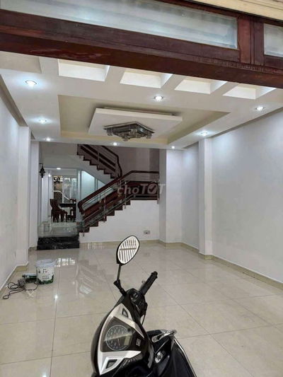 NHÀ MT TRONG KHU DÂN CƯ AN SƯƠNG 3 TẤM GIÁ TỐT