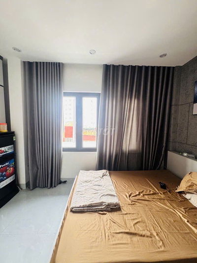 PHỐ LÂM HẠ- LONG BIÊN. DT 55m2, nhà 7 tầng, ô tô vào nhà. GIá 14.8 tỷ