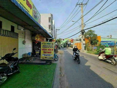 Bán nhà cấp 4 gác lửng mặt tiền đường Vườn Lài, 5.5 x 13