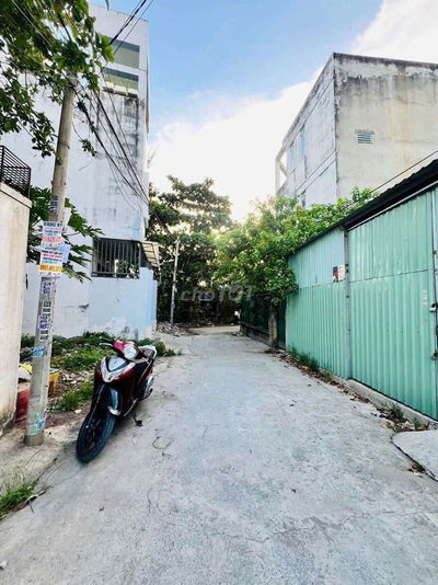 Đất hẻm đường An Phú Đông 9, 5 x 25