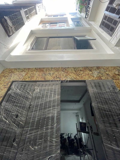 KHƯƠNG TRUNG XÂY MỚI full nội thất, rất gần phố, giá tốt
