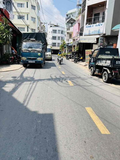 CẠNH ĐẦM SEN- 4 TẦNG - TRỊNH ĐÌNH TRỌNG