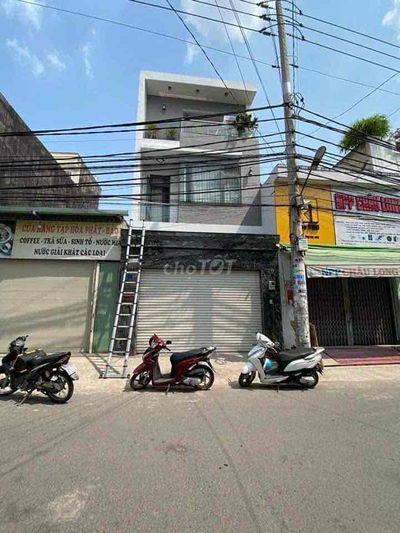 Cần bán nhà 3 tầng 5x16,1m, đường nhựa 8m