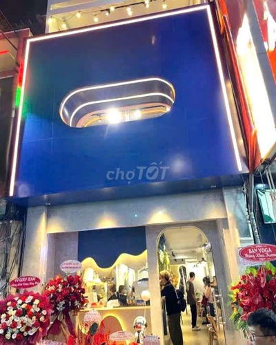 CHO THUÊ MẶT TIỀN' TRỆT ' 3 LẦU SUỐT (4,1×17) NGUYỄN TRI PHƯƠNG' Q 10