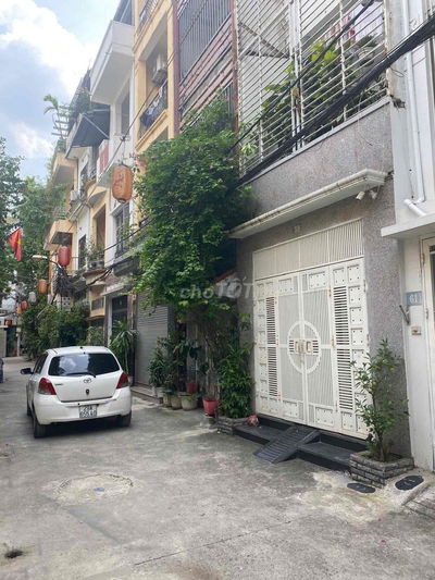 Cô chú e nhờ e bán nhà ở Hồ Đắc Di. 40m2 ô tô đỗ cửa quay đầu 10.5 tỷ
