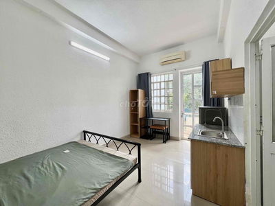 Cho Thuê Studio 20m2 Giá Rẻ Có Balcon Full NT Ngay Sát Quận 10