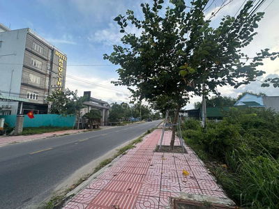 HÀNG NGỘP ĐƯỜNG MẶT TIỀN NGUYỄN DU NỠ HẬU