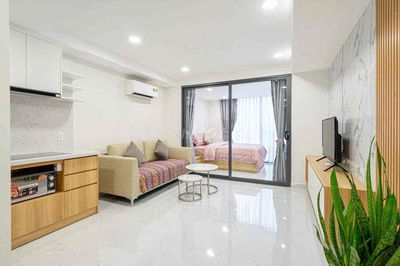 CHO THUÊ CĂN HỘ BAN CÔNG TÁCH BẾP NGAY TRUNG TÂM QUẬN 1 MỚI GIÁ RẺ