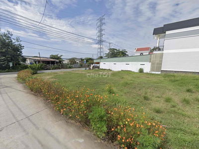 ĐẤT THẬT NGỘP BÁN LÔ GÓC 2 MT TT CỦ CHI 250M2 670 TRIỆU SHR FUL THỔ CƯ
