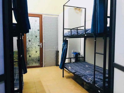 Homestay phòng ghép 4 giá rẻ, bao điện nước, full dịch vụ, có ban công