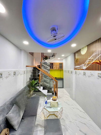 Nhà mới, trệt 2 lầu Hẻm Ni sư Huỳnh Liên tân bình
Nhanh mới kịp.