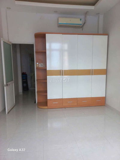 Nhà nguyên căn full nội thất