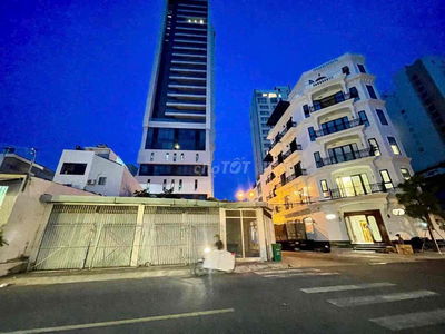 Cho Thuê Mặt Bằng 3 Mặt Tiền Đường Dương Hiến Quyền