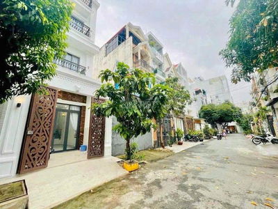 Nhà mới xây Nguyễn Văn Khối 4x18m Trệt.3L.4P.4wc.Tốt VP.Ở GĐ