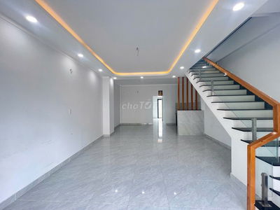 Cho thuê căn 2 tầng, 3PN tại KĐT Oasis Bến Cát, gần ĐH Việt Đức