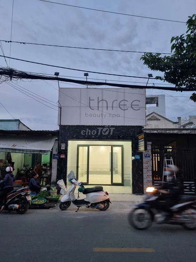 Nhà SHR 4m x 23m. 83m2. Mặt tiền Đường Huỳnh Thị Hai Đoạn chợ Hạt Điều