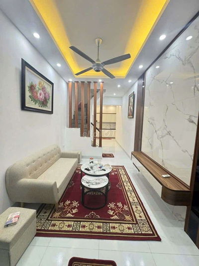 Bán gấp,Phố Đội Cấn,nhà dân xây,ngõ thông tứ tung,30m ra ô tô đỗ