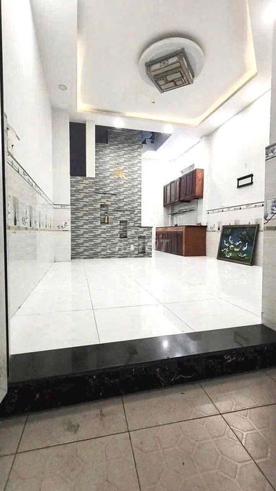 NHÀ MỚI 4,5*13m 2LẦU ST 3PN 2WC 2ML HXH LÊ VĂN THỌ