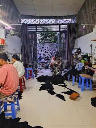 Gia Đình Em Kẹt Tiền Cần Bán Gấp Căn Nhà Bình Chánh Huỳnh Văn Trí
