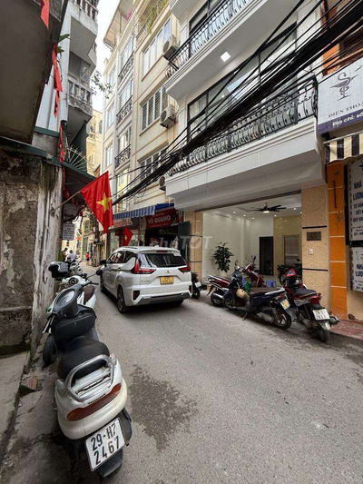 Không có căn thứ 2,Hoàng Hoa Thám,Oto qua nhà,20m ra phố,dân xây mới.