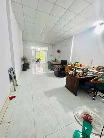 Bán nhà kinh doanh nhỏ, gần tiểu học Hà Huy Giáp, Trảng Dài, Biên Hòa