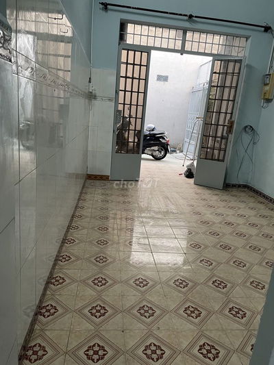 cho thuê nhà nguyên căn trong ngõ yên tĩnh, giá 5,5 triệu