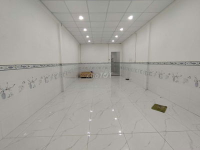 Cho thuê Căn đẹp Lý Thường Kiệt, 2 tầng, 4x19(3PN) – hẻm xe tải