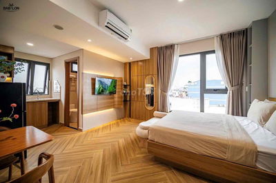 Siêu phẩm căn hộ full nội thất cao cấp cửa sổ lớn Trần Hưng Đạo quận 5