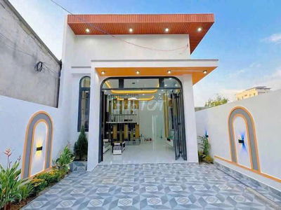 CHÍNH CHỦ BÁN NHÀ TẠI BÌNH CHÁNH  Gần chợ Hưng Long  Anh Phú Tây